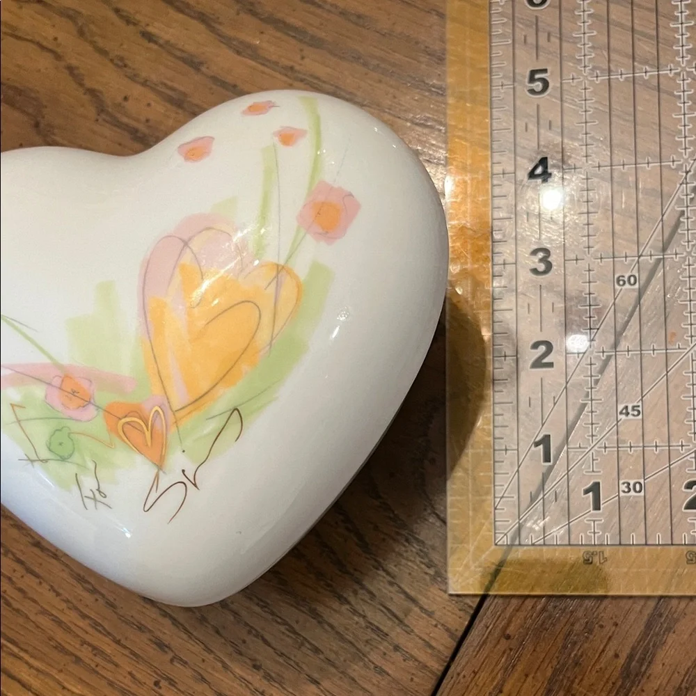 Rosenthal Heart-Shaped Floral Trinket‎ Box
